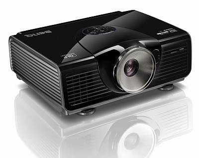 Proiector BenQ 3D Full HD W7000 Regular Right45 1024x768 Proiector BenQ 3D Full HD